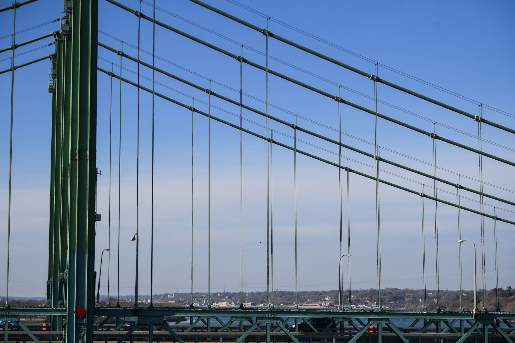 120121-qc-nws-bridge-032